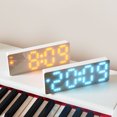 thumbnail image 2 of Réveils Numériques Led 3 Niveaux de Luminosité Affichage Heure/température/date Horloge de Table, 2 of 7