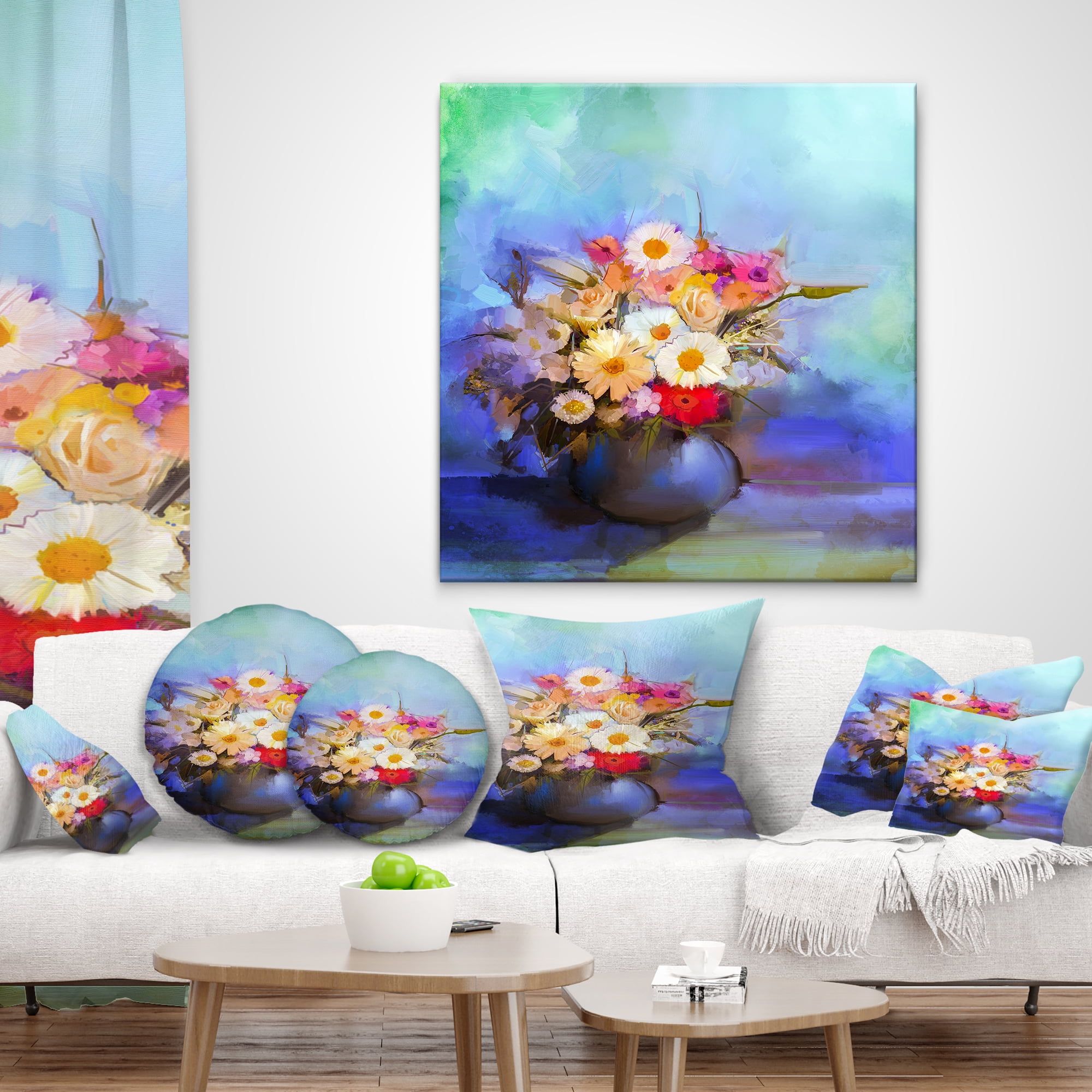 Designart Beautiful Flowers Bouquet on Blue - Floral Throw Pillow - 18x18