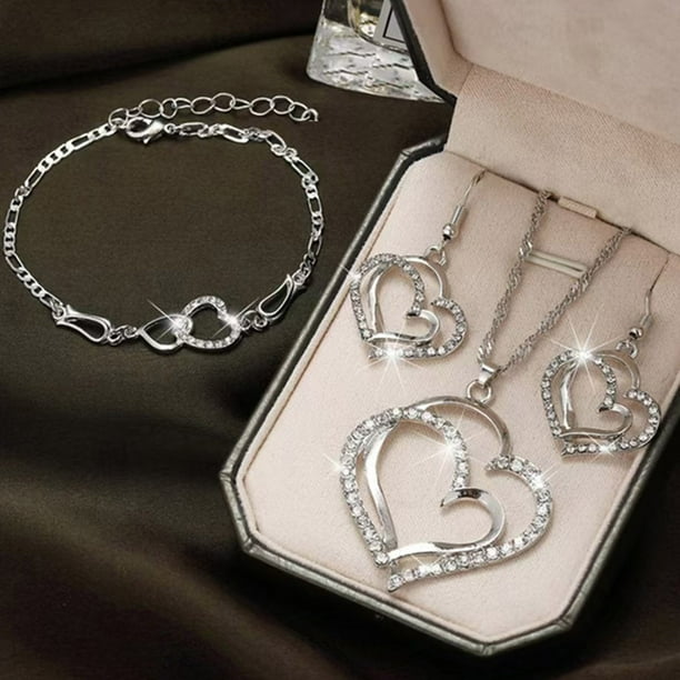 Juego de joyería de aretes y pulsera de colgante en forma de corazón plateado