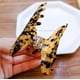 thumbnail image 4 of Juego de 2 pinzas de pelo grandes para mujeres y niñas, pinza de pelo grande para adultos de 7 cm, pinza de pelo de cangrejo de leopardo de concha de tortuga, 2 colores, 4 of 5