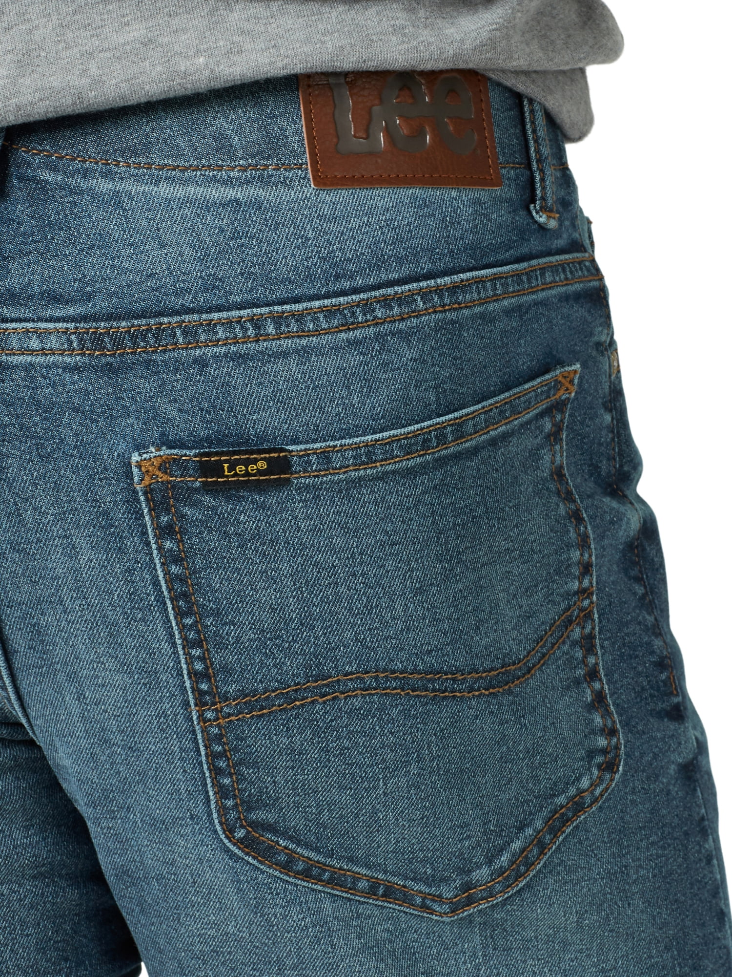 Lee®Men's Extreme Motion Regular Fit Straight Leg Jean