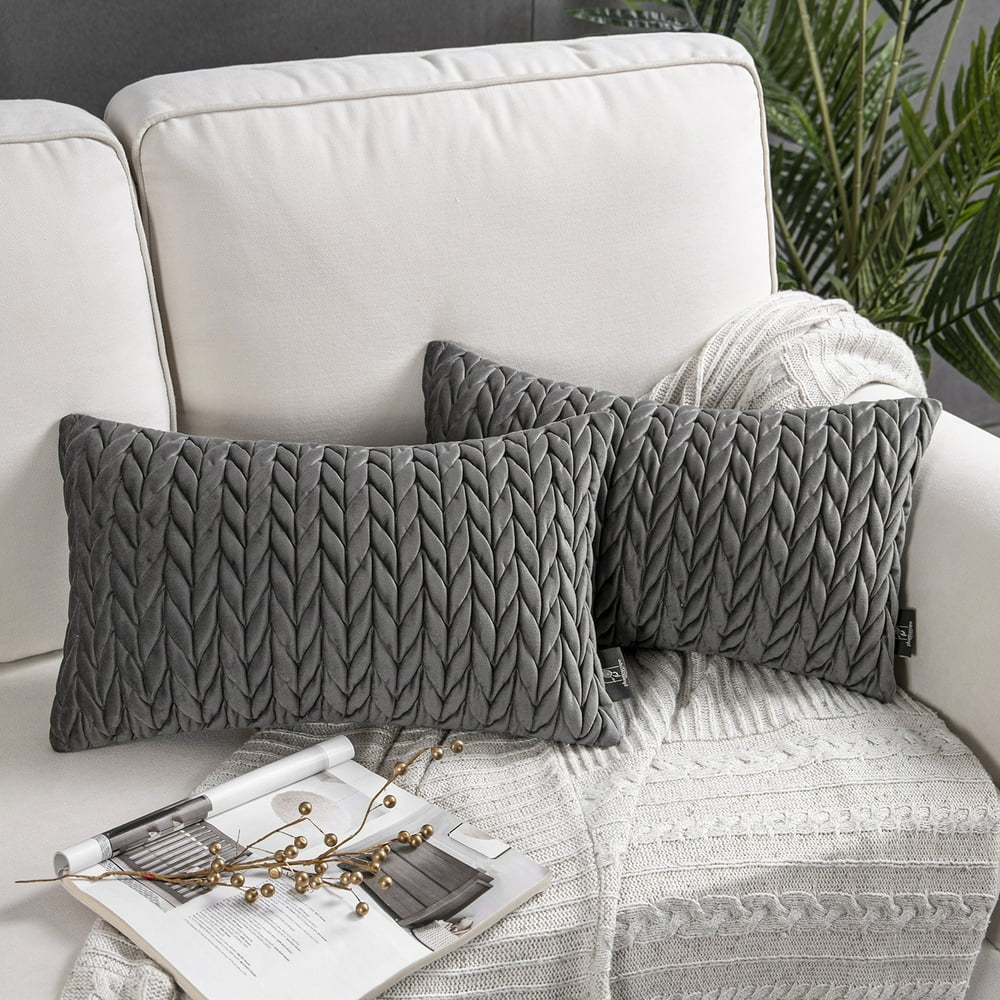 Phantoscope Quilted Velvet Braid Textured Pleated Square Decorative