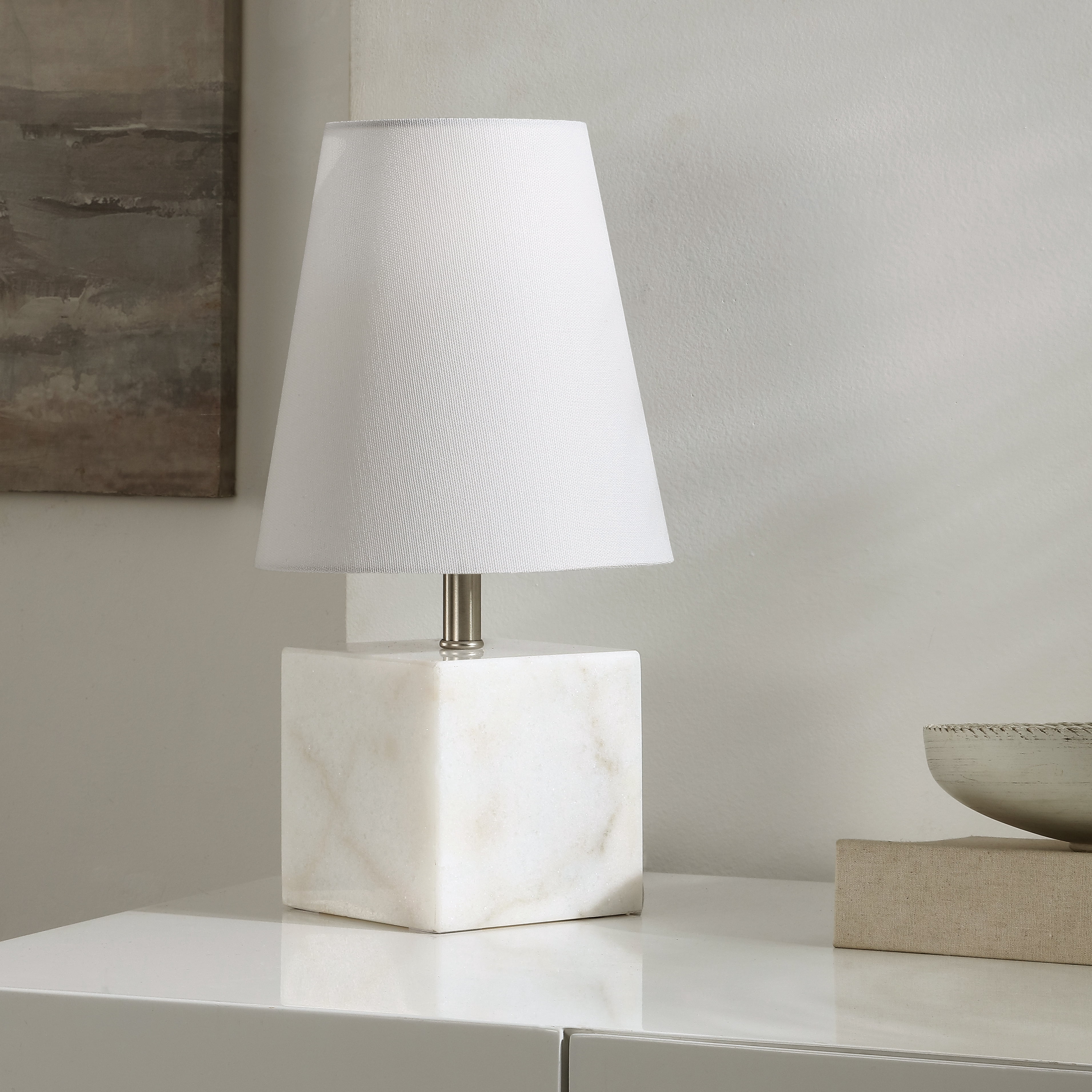 Safavieh Lou 8" Mid-Century Marble Table Lamp, White