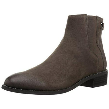 boots 10 wide