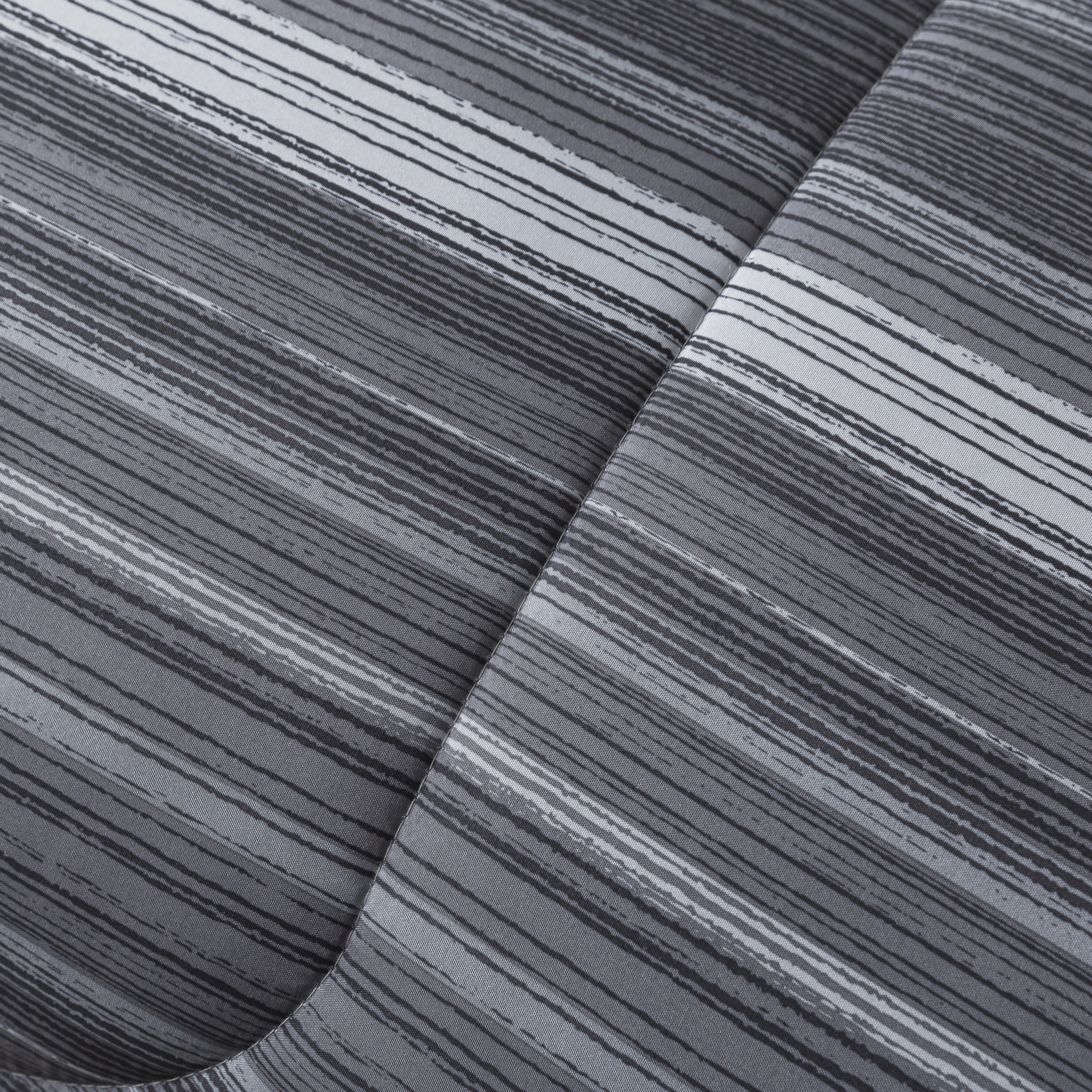 Mainstays 7-Piece Reversible Bed in a Bag Comforter Set with Sheets, Gray Stripe Ombre, Full