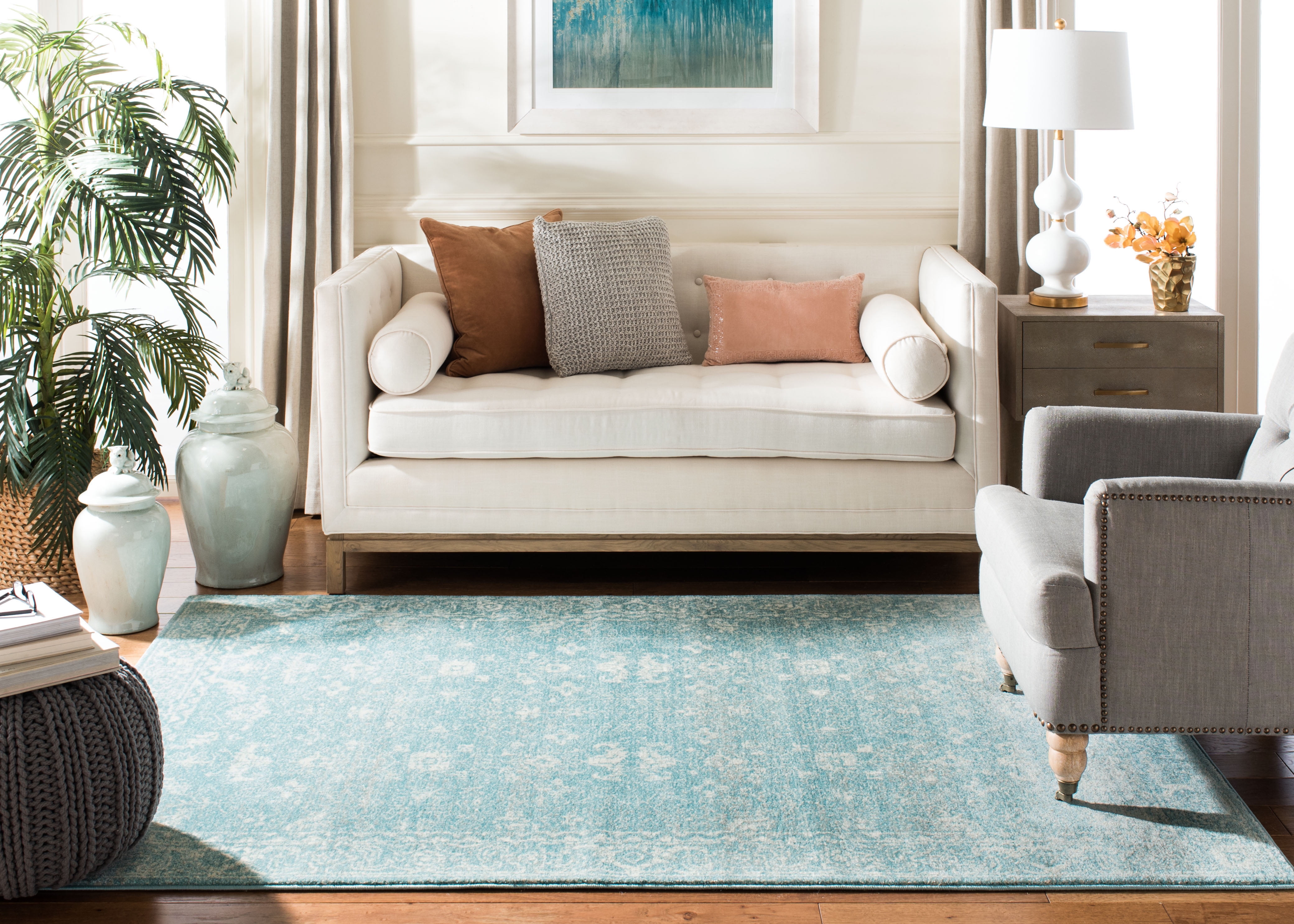 SAFAVIEH Evoke Ronald Bordered Area Rug, Light Blue/Ivory, 4' x 6'