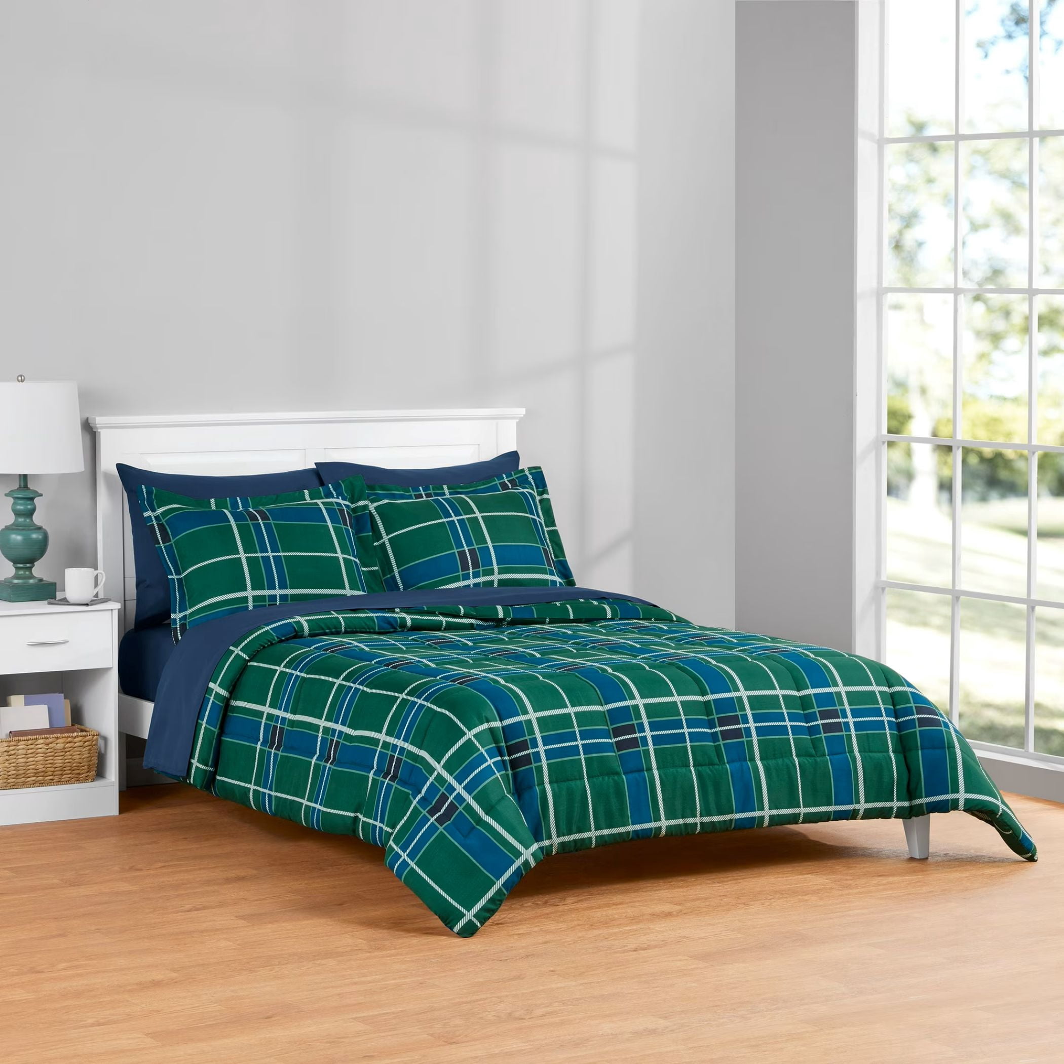 Mainstays Bed in a Bag Reversible Comforter Set with Sheets, 7 Piece, Full, Green and Navy Plaid