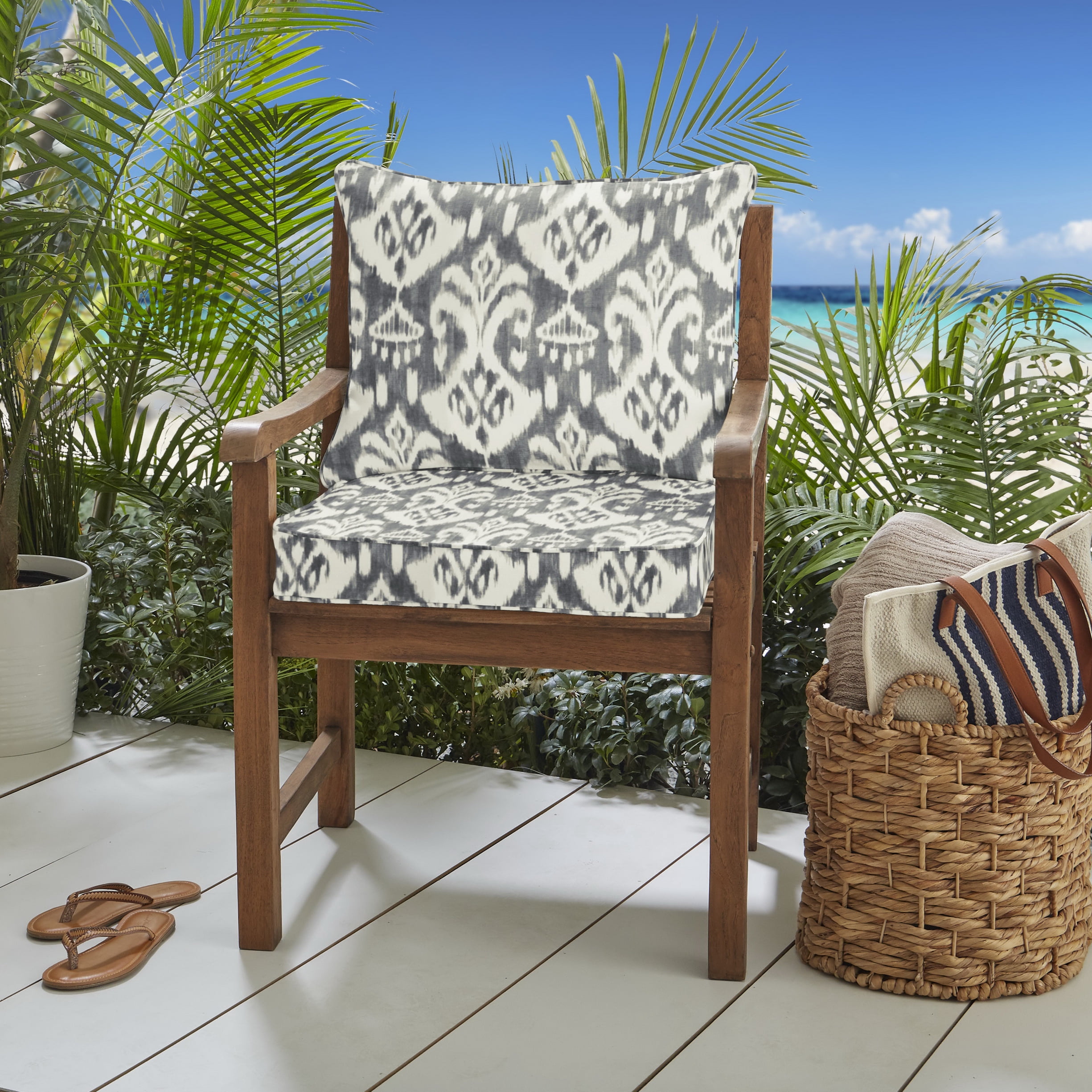 Grey and Cream Indoor/Outdoor Deep Seating Pillow and Cushion Set, Corded