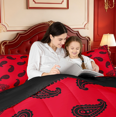 thumbnail image 4 of meiyoeat Edgy Paisley King Size Comforter Sets,Bold Print Comforters King Size For Adults,Red Black,Black Reversible,3-Piece,1 Comforter and 2 Pillowcases, 4 of 7
