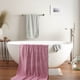 thumbnail image 4 of Toalla de Baño de Terciopelo para Adultos, Uso Diario En Casa, Absorbente, para Cabello Seco, Sin Decoloración, para Playa, con Estampado de Tiras., 4 of 5