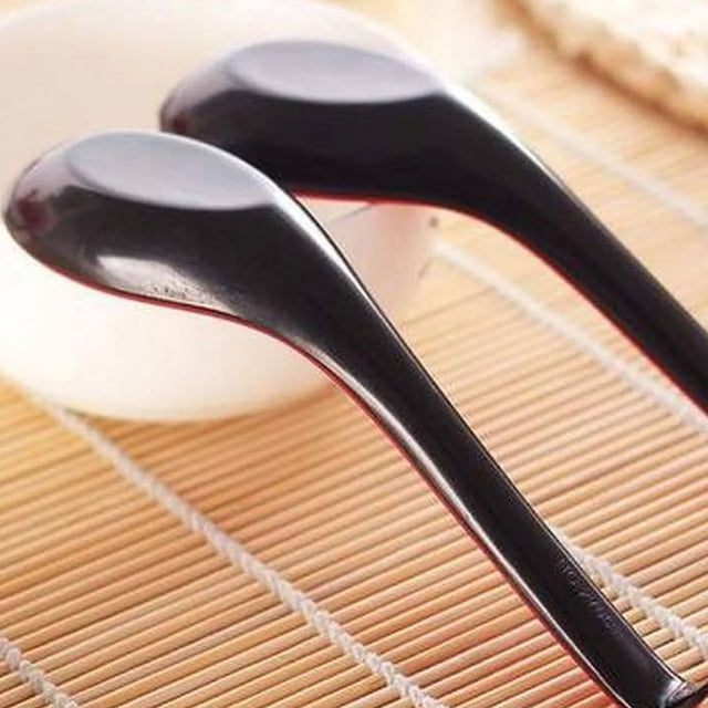 Asian Soup Spoons, Chinese Soup Spoons, Rice Spoons, Chinese Won Ton Soup Spoon For soba, pho, ramen, Noodle, Korean Style Large Spoon with Long Handle, Hook Style, Red and Black Plastic Spoons