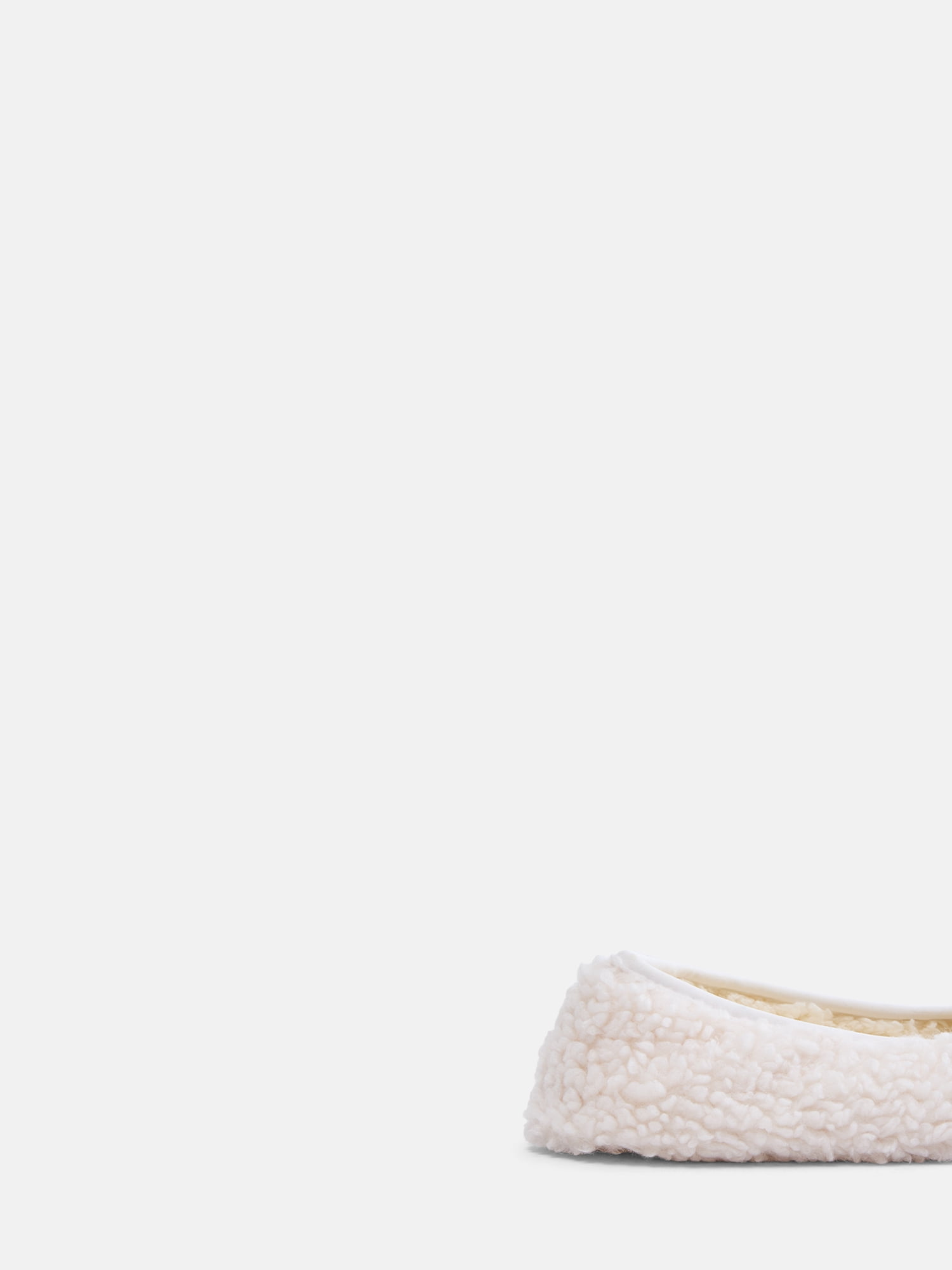 Time and Tru Women's Faux Shearling Slipper Socks