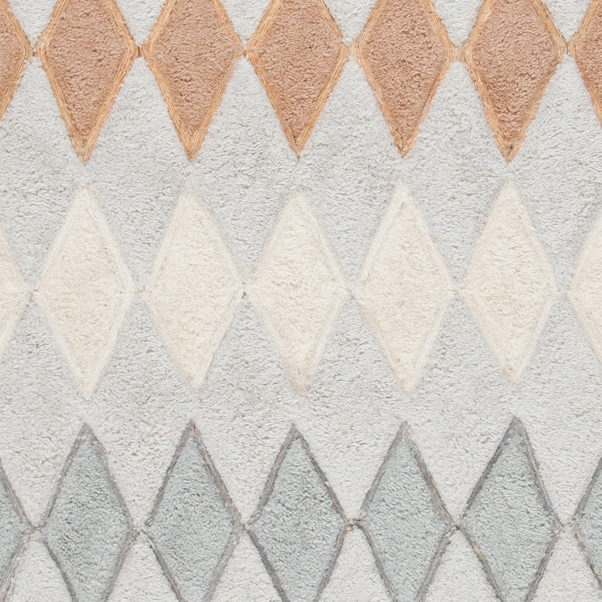 SAFAVIEH Sahara Hester Geometric Diamonds Area Rug, Grey/Charcoal, 5' x 8'