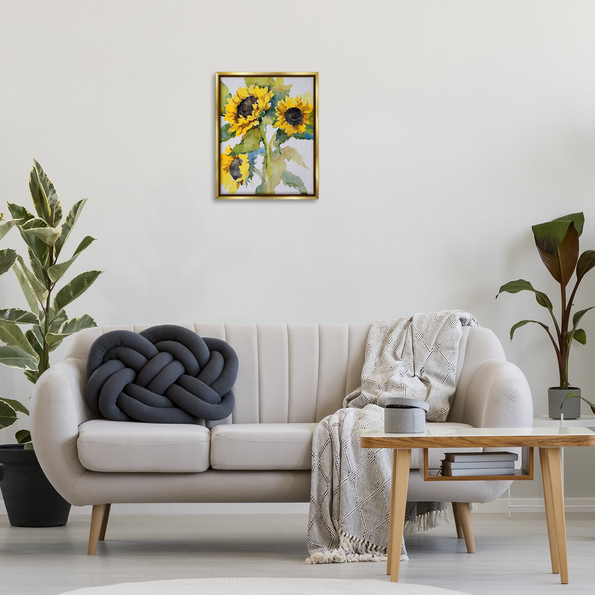 Stupell Industries Bright Blooming Bouquet Botanical & Floral Painting Gold Floater Framed Art Print Wall Art, 17 x 21