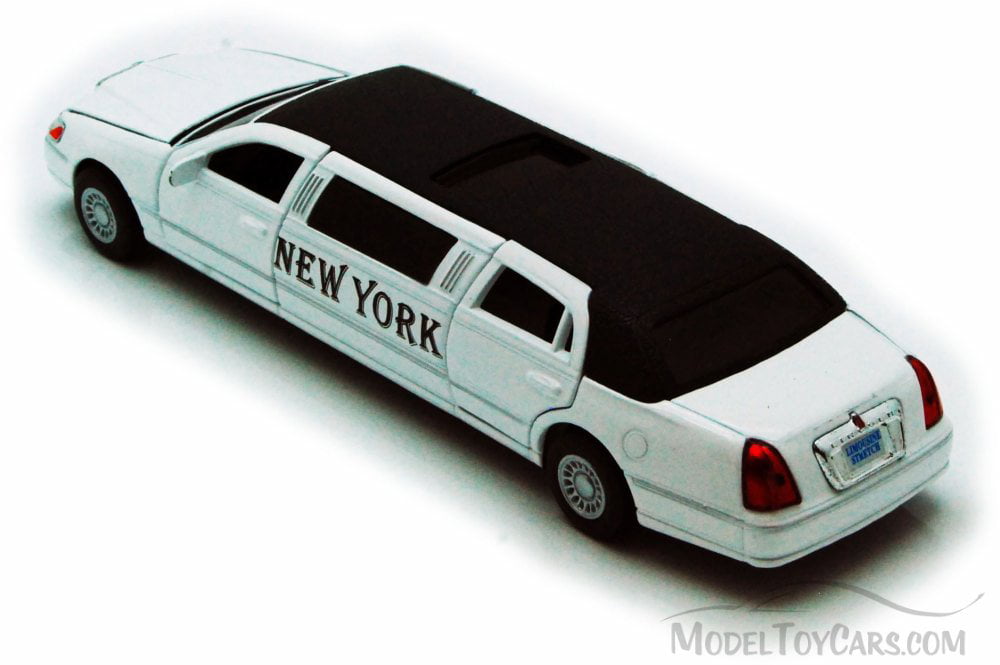 1999 New York Lincoln Town Car Stretch Limousine, White