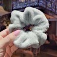 thumbnail image 1 of OOCA Chouchous Lumineux en Peluche pour Filles Bandeau Coloré pour Femmes Porte-Queue de Cheval Accessoires de Mode Élastiques, 1 of 7