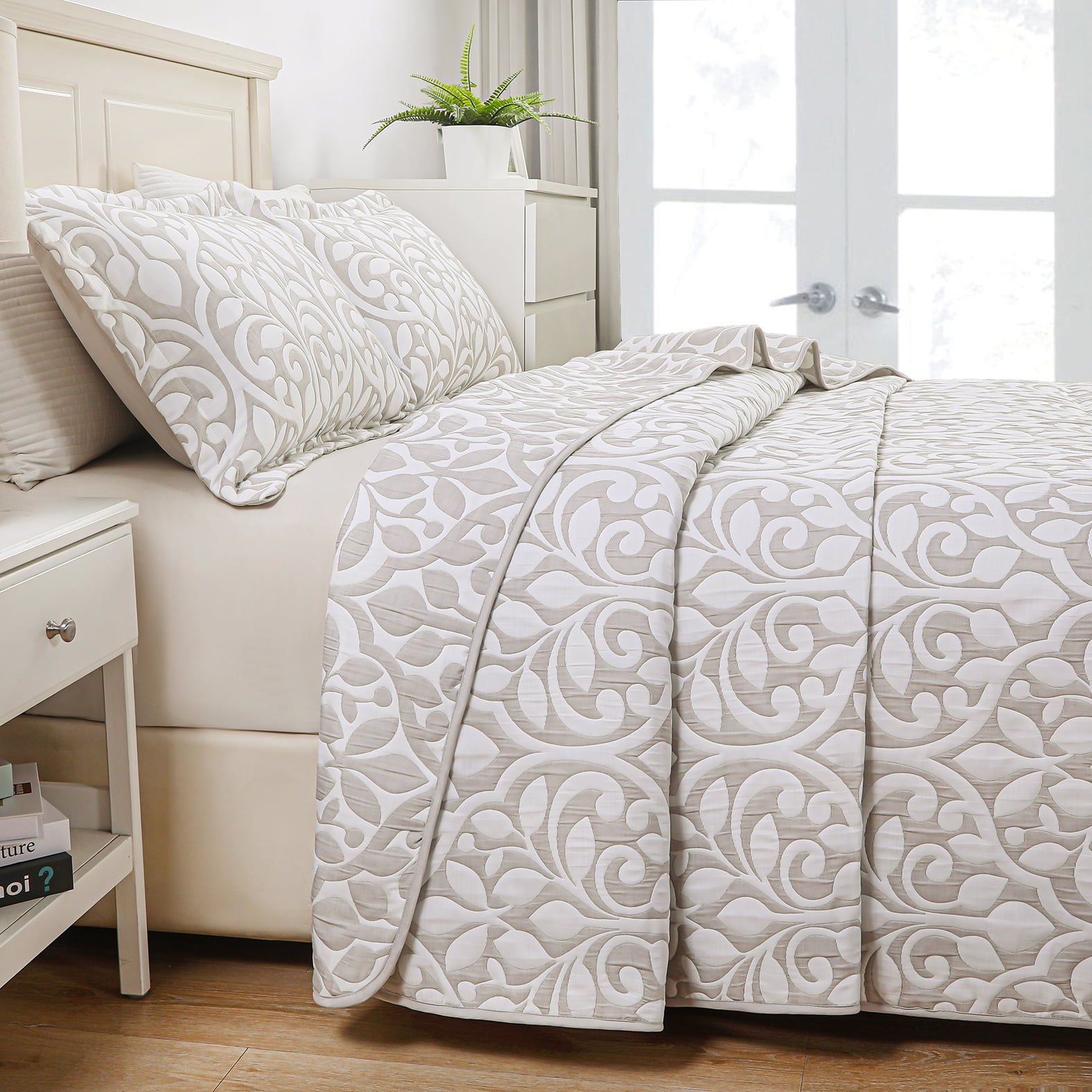 Couvre-lit brodé en jacquard Marina Decoration, couvre-lit ultra doux, parure de lit réversible d'été avec taies d'oreiller matelassées, motif de feuilles grises