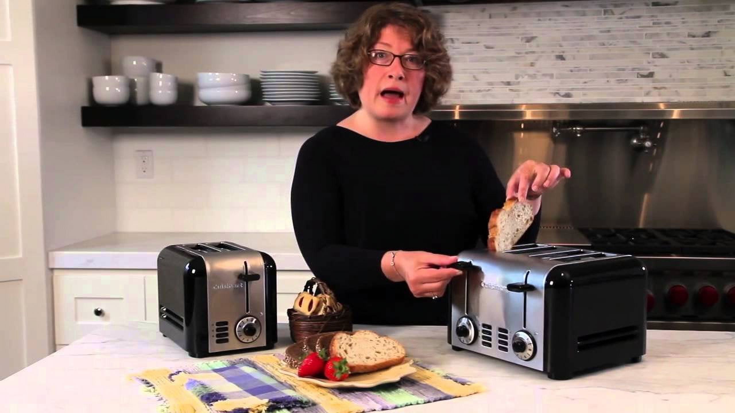 Cuisinart 4 Slice Compact Plastic Toaster 