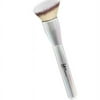 It Cosmetics Heavenly Luxe Angled Buffing Foundation Brush