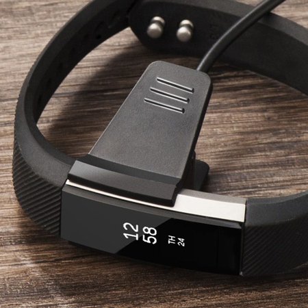 fitbit ace 2 charging