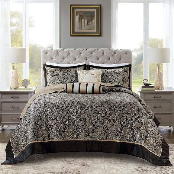Madison Park Queen Size 5 Piece Jacquard Bedspread Set with Throw Pillows ,Reversible Bed Cover for All Seasons,Black