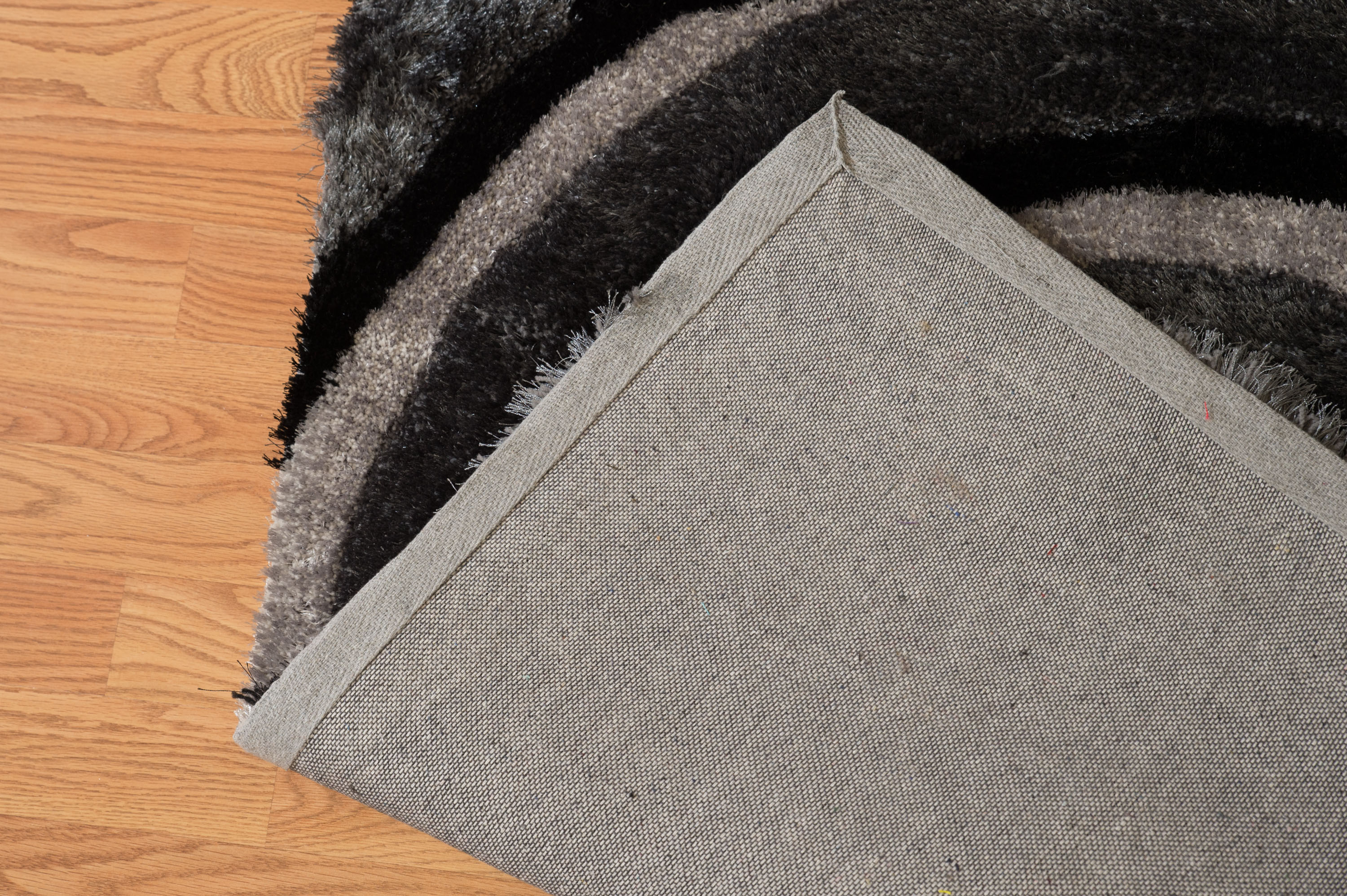 United Weavers Veria Pehme Shag Geometric Area Rug, Black, 7'10" X 10'6"