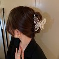 thumbnail image 2 of FanShow Pince à Cheveux Papillon en Strass pour Femmes Pince à Queue de Cheval Crabe Perle, 2 of 5
