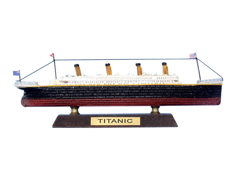 titanic toy model