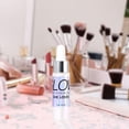 thumbnail image 4 of Maquillaje iluminador líquido para pómulos y cuerpo Blanco, 4 of 7
