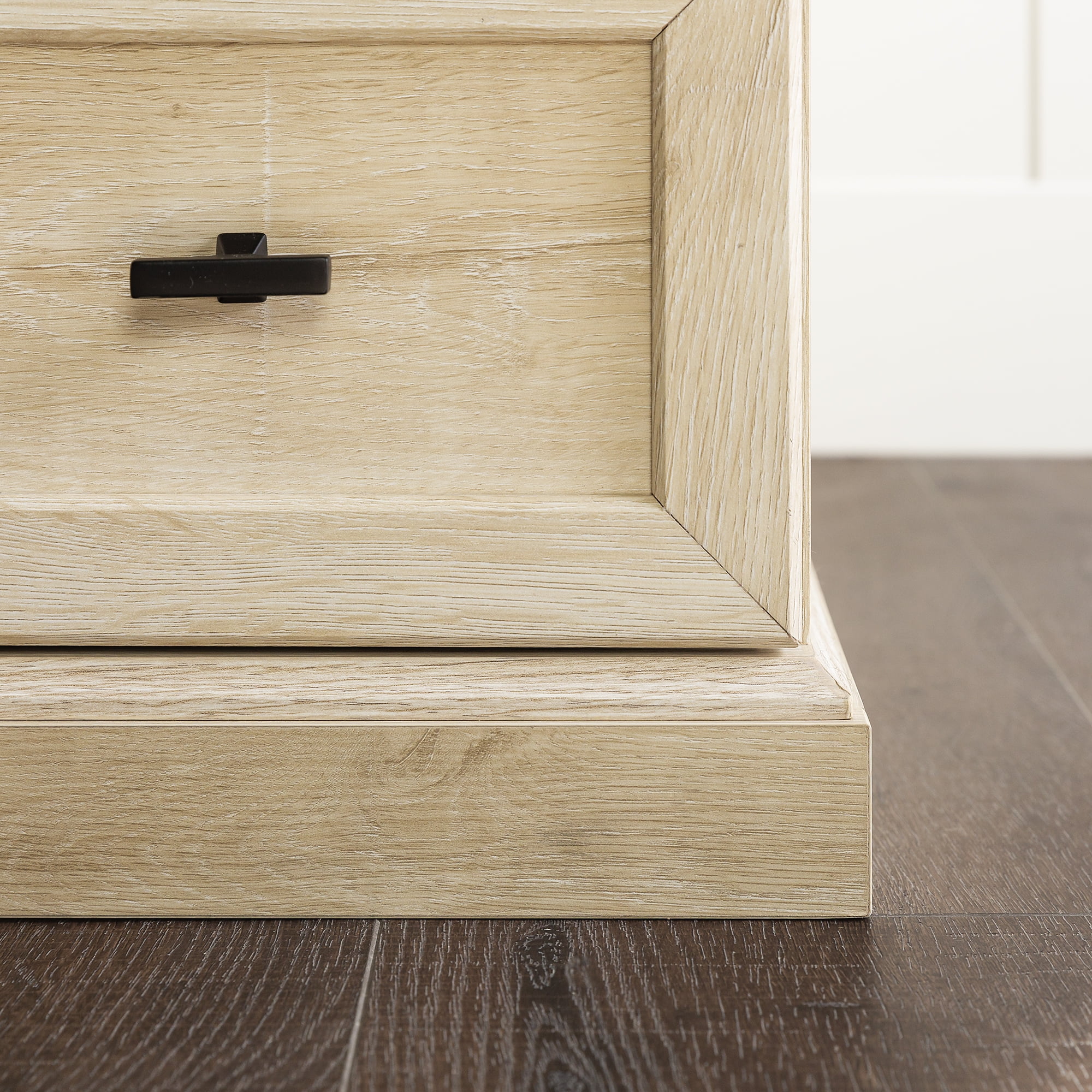 Walker Edison Traditional 2-Drawer Nightstand, Set of 2, White Oak