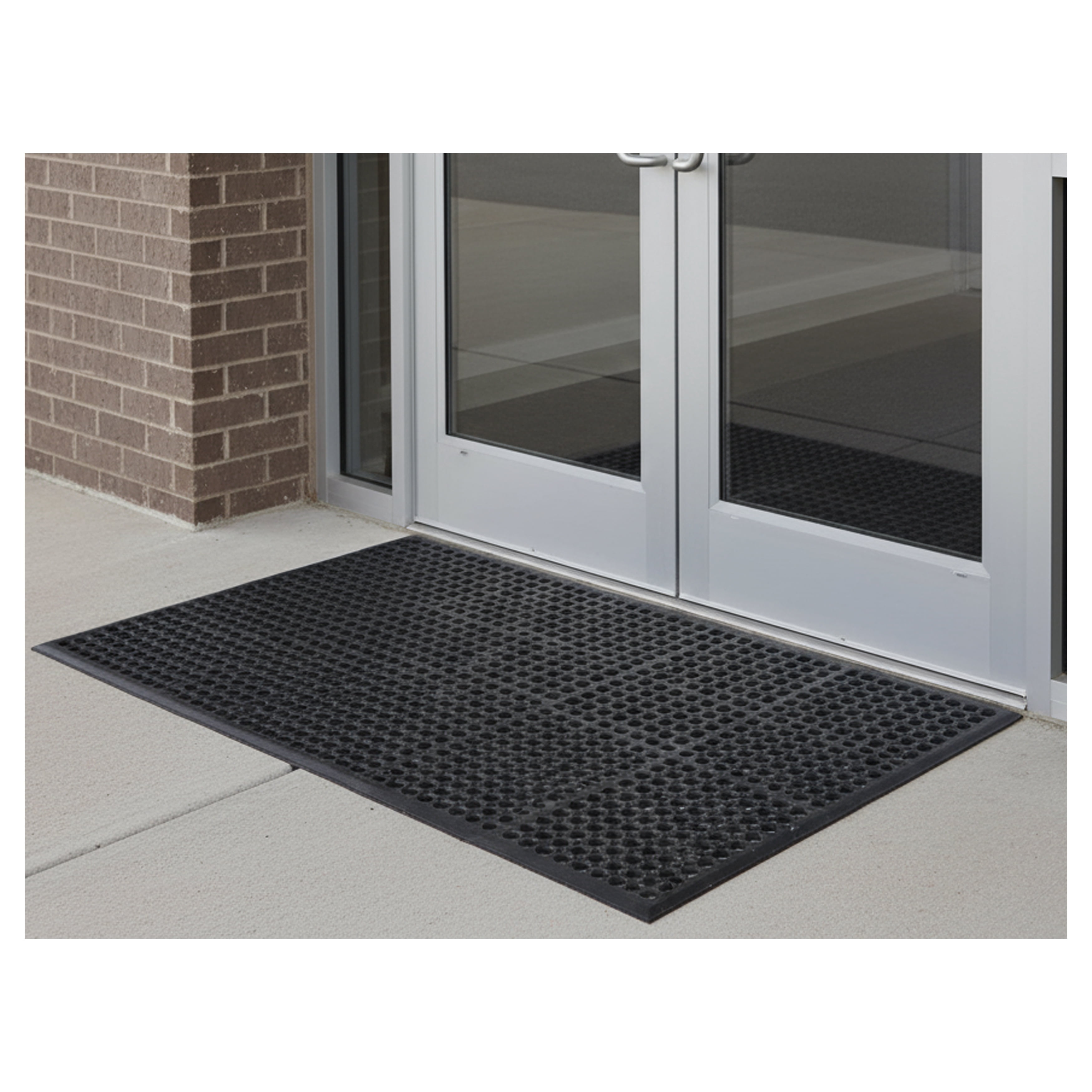 Calloway True Step Open Circle Rubber Outdoor Doormat 3' x 5'