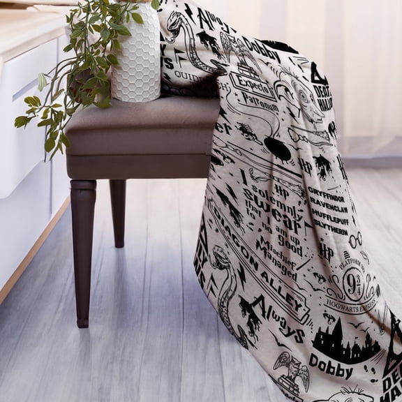 Blanket Gifts, Soft Flannel Throw Blanket for Couch, Bed, Travel, Living Room, Home Decor, Cozy Lightweight Warm Fluffy Fuzzy Blankets for Adults Women Girls