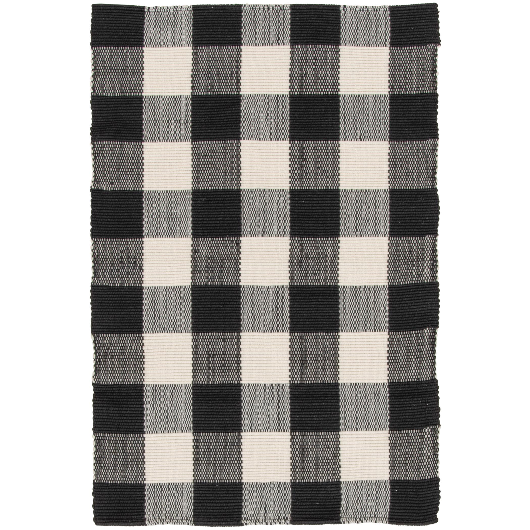 Mainstays 24 x 36 in Black & White Plaid Indoor/Outdoor Rug photo 2
