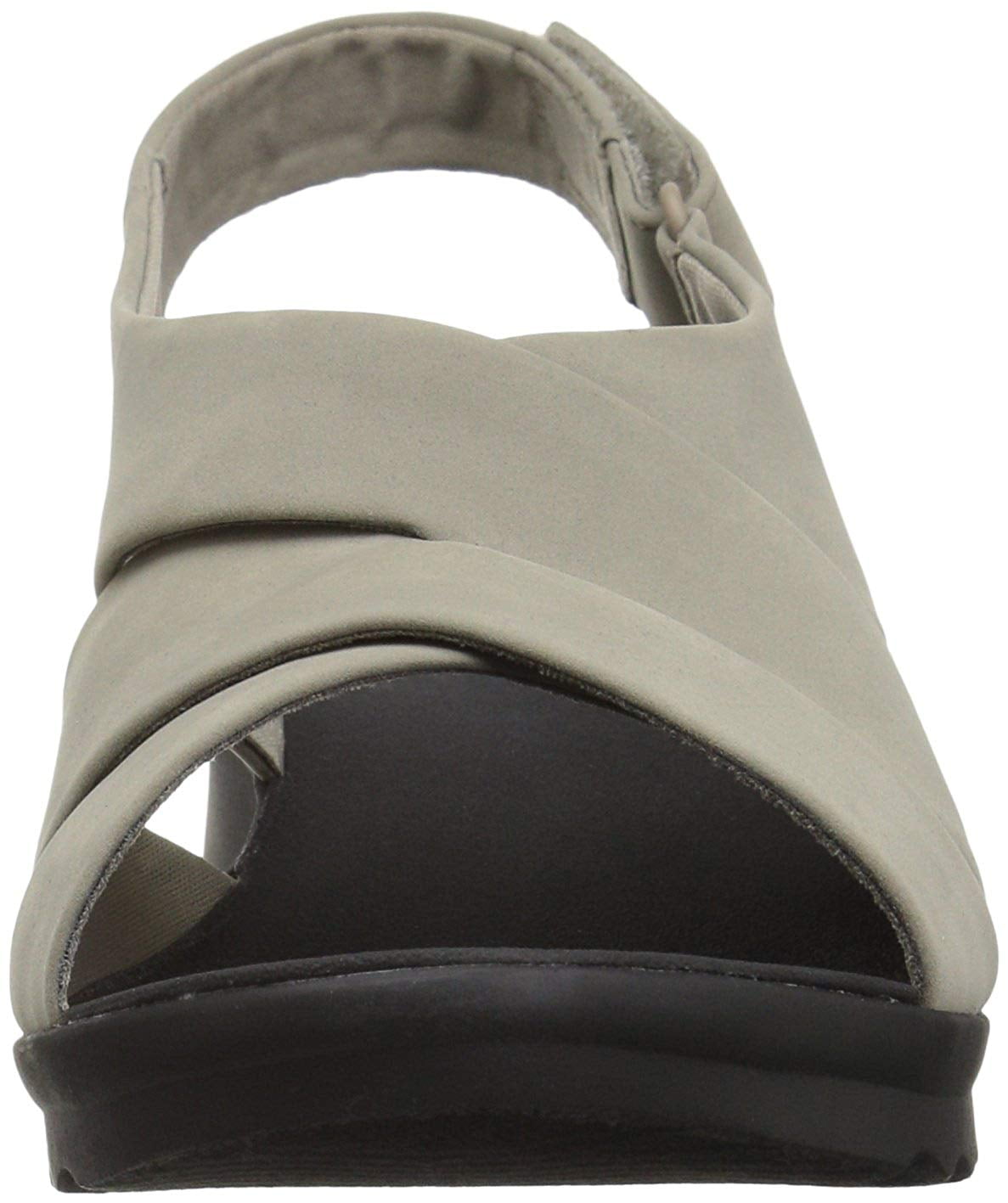 clarks shoes store finder