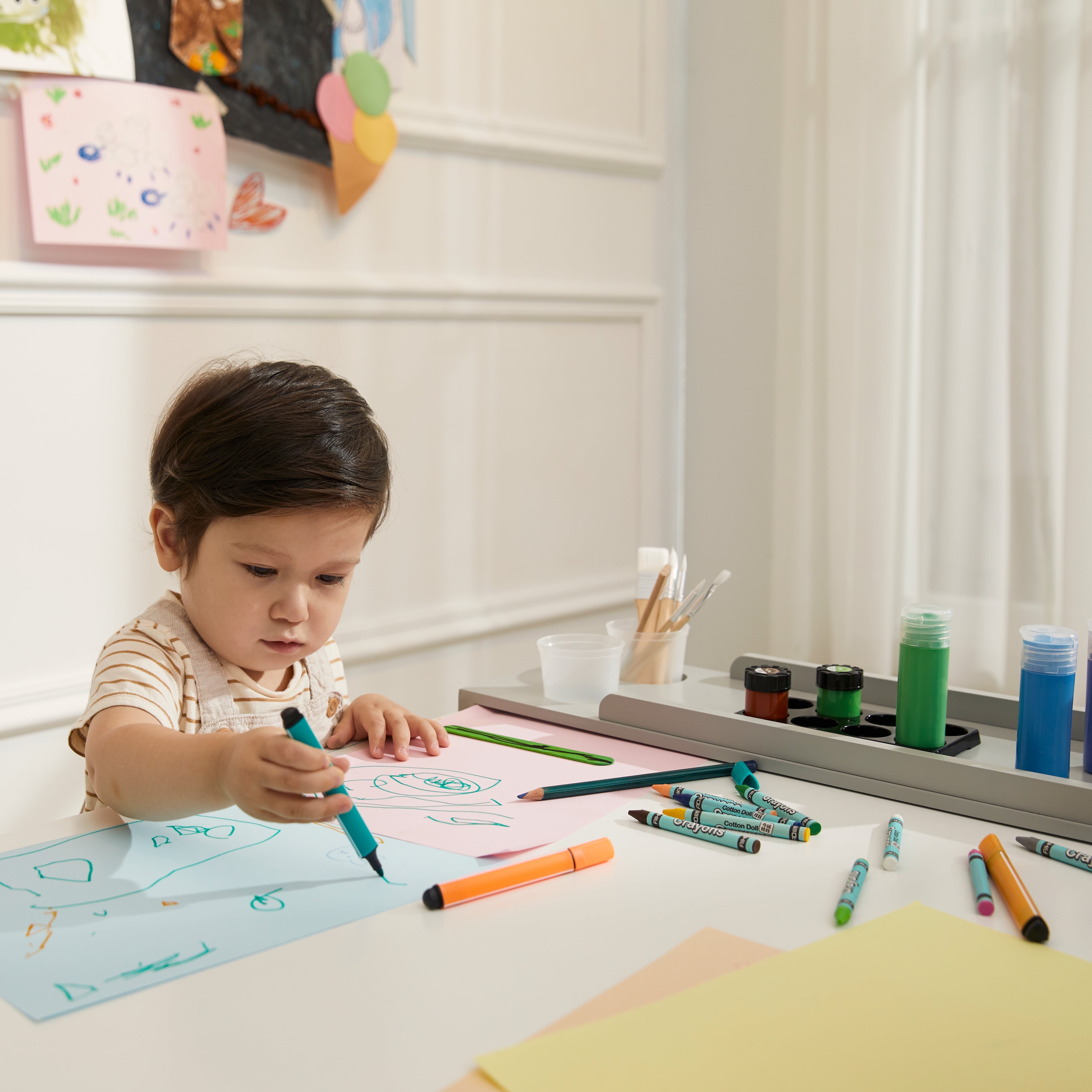 Teamson Kids Little Artist Monet Kids' Play Art Table with Chair and Storage Bench Seat, White/Gray