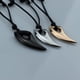 thumbnail image 4 of Collar con colgante en forma de diente de lobo de acero inoxidable con cuerda trenzada Irfora Silver, 4 of 7