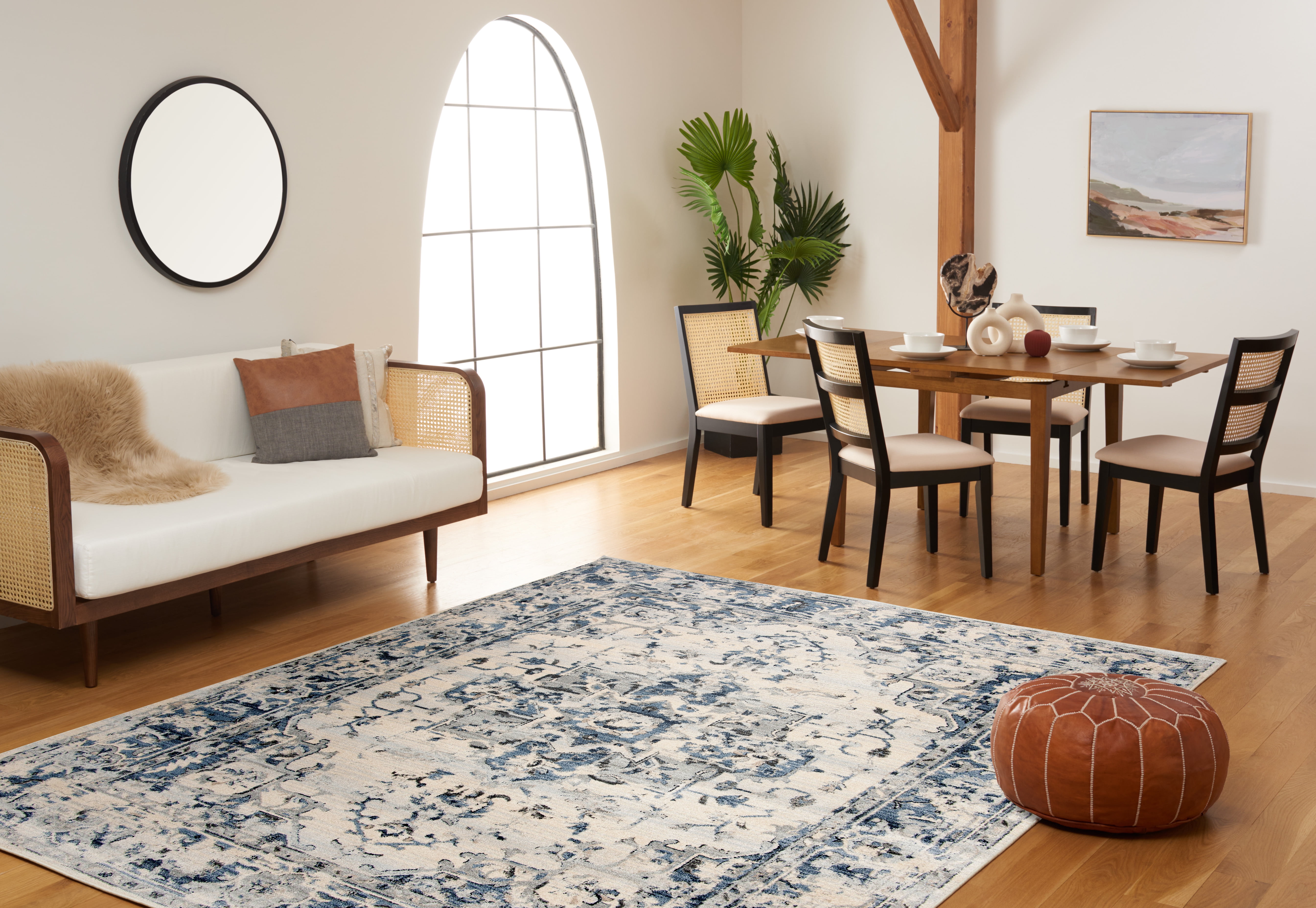 SAFAVIEH Charleston Zharko Floral Area Rug, Ivory/Navy, 10' x 10' Square