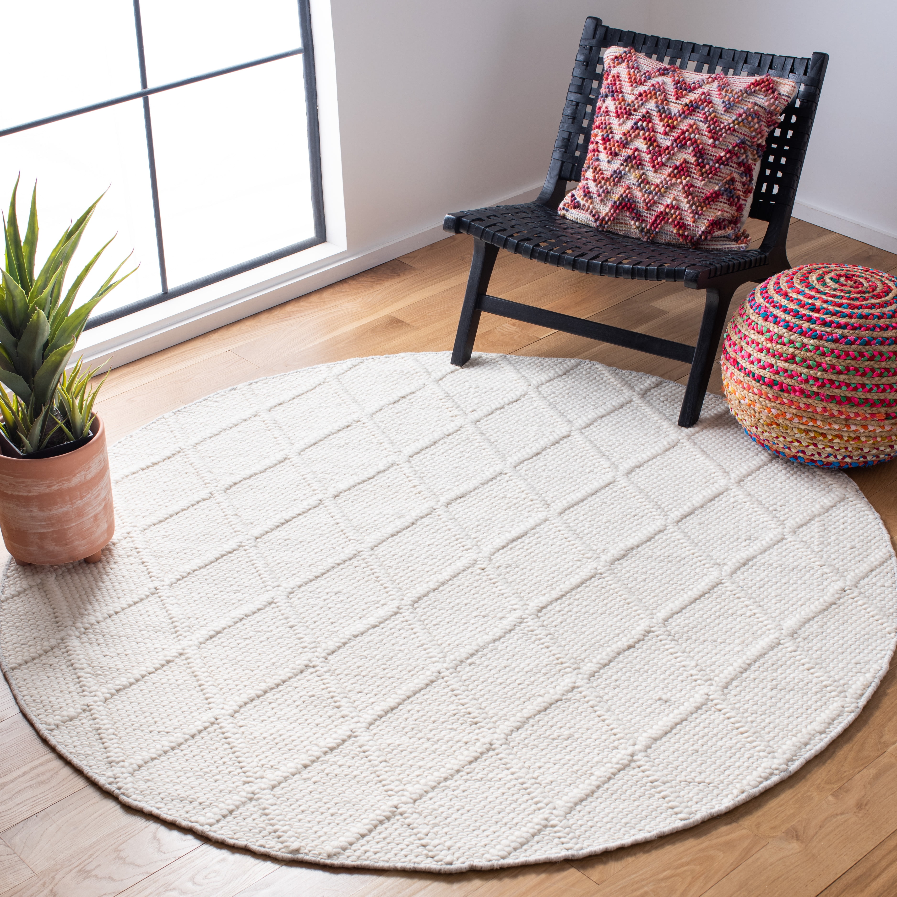 SAFAVIEH Natura Tracery Geometric Area Rug, Ivory, 10' x 10' Round