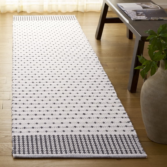 Safavieh Montauk Nuala Abstract Dots Cotton Runner Rug, Gray/Ivory, 2'3" x 9'