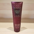 thumbnail image 4 of Bath and Body Works - a Thousand Christmas Wishes Body Cream (8 OZ / 226 g), 4 of 5