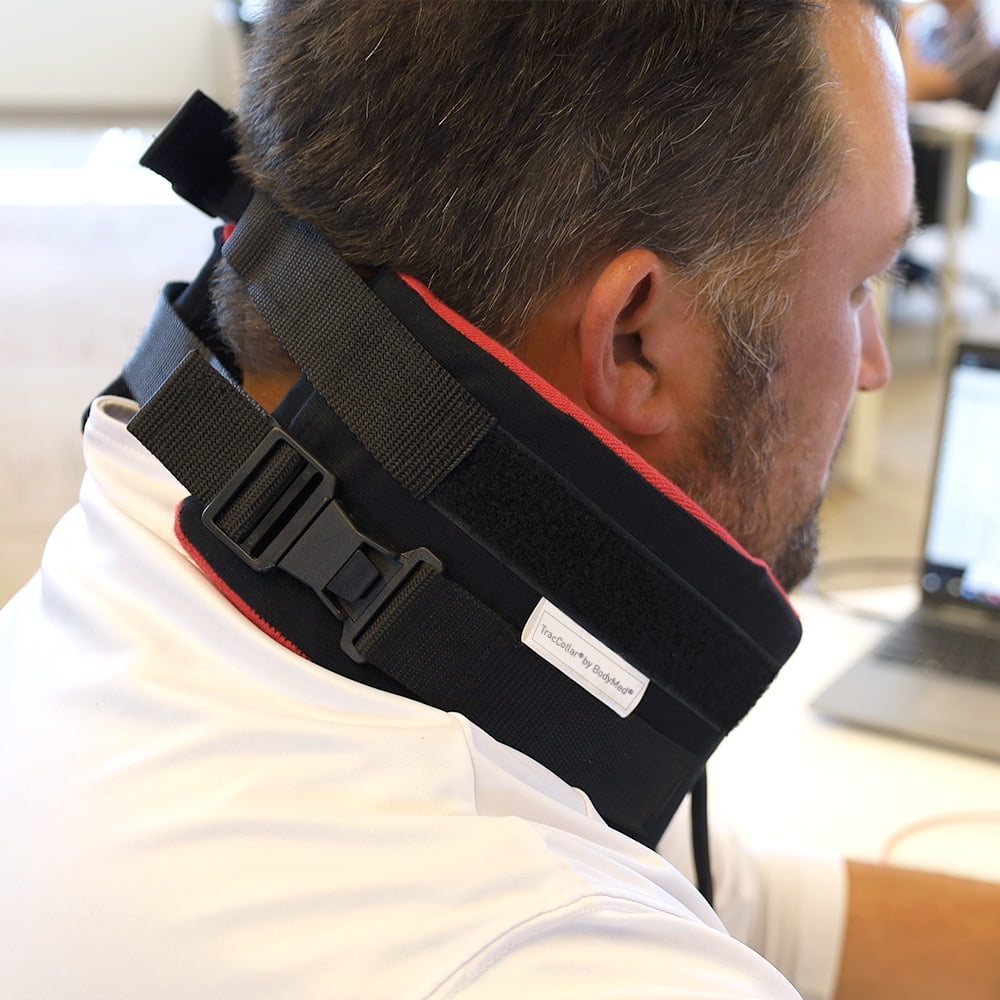 BodyMed TracCollar Neck Traction Device, Inflatable Cervical Collar, Medium/Large