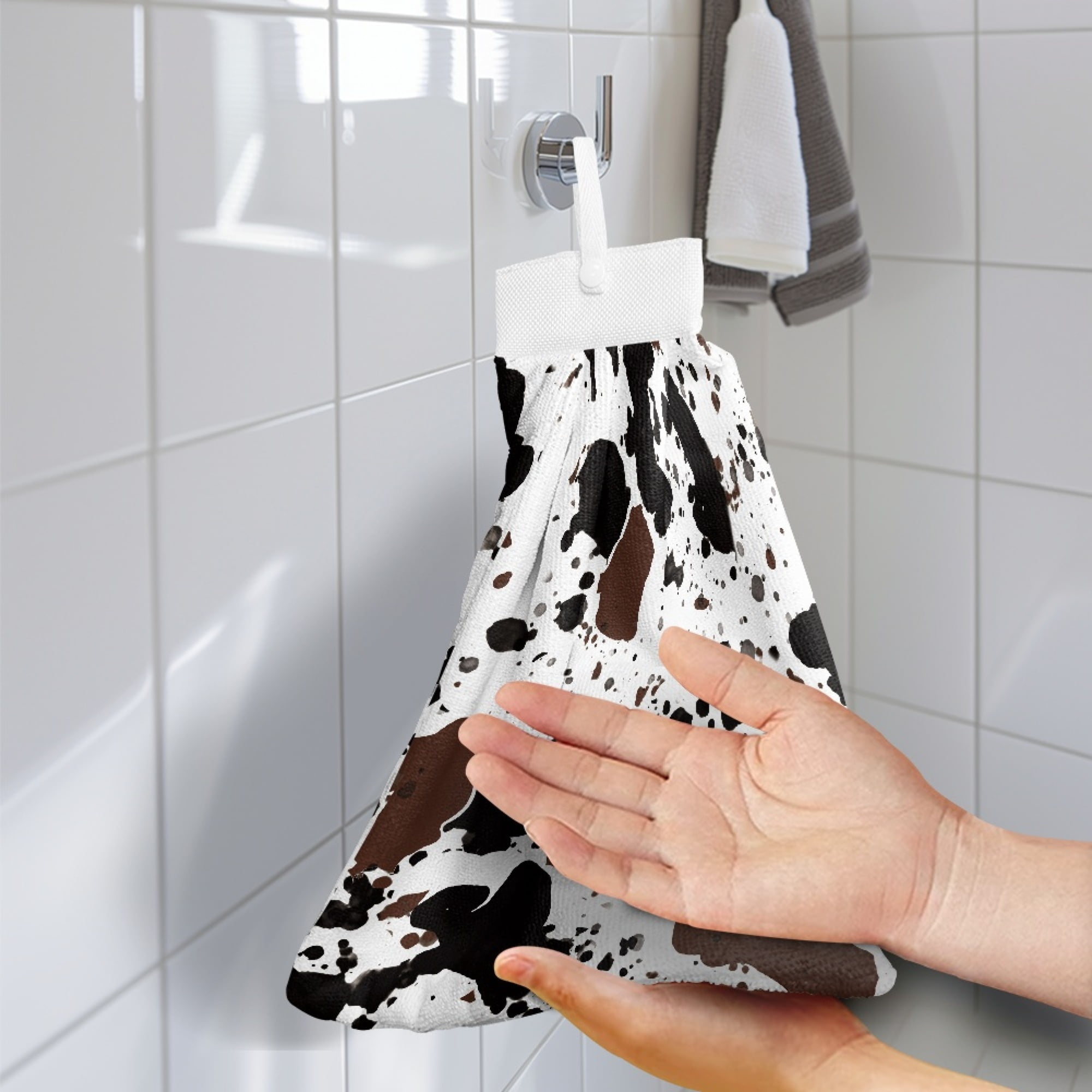 SEANATIVE Cow Print Hand Towels with Button Loop Highly Absorbent Hanging Hand Towels for Wiping Hands 2 PCS Quick Dry Hand Towels for Bathroom Kitchen Tie Towel Home Decor