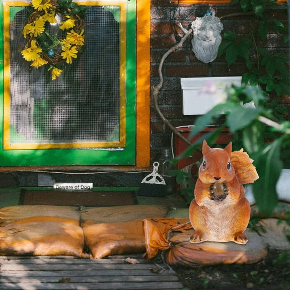 FRCOLOR Resin Squirrel Ornament Garden Animal Statue Outdoor Decorations