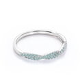 thumbnail image 4 of JeenMata Alianza de Boda de Media Eternidad con Topacio Azul Pavé con Piedra de Nacimiento de Diciembre de 0,25 Quilates en Oro Blanco de 18 K sobre Plata, 4 of 6
