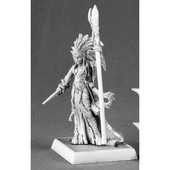 Reaper Miniatures Liela Mordollwen, Dark Elf Sorceress 14590 Darkreach Unpainted