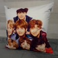 thumbnail image 3 of Cojín de felpa K-pop de 45 x 45 cm con relleno, 3 of 5