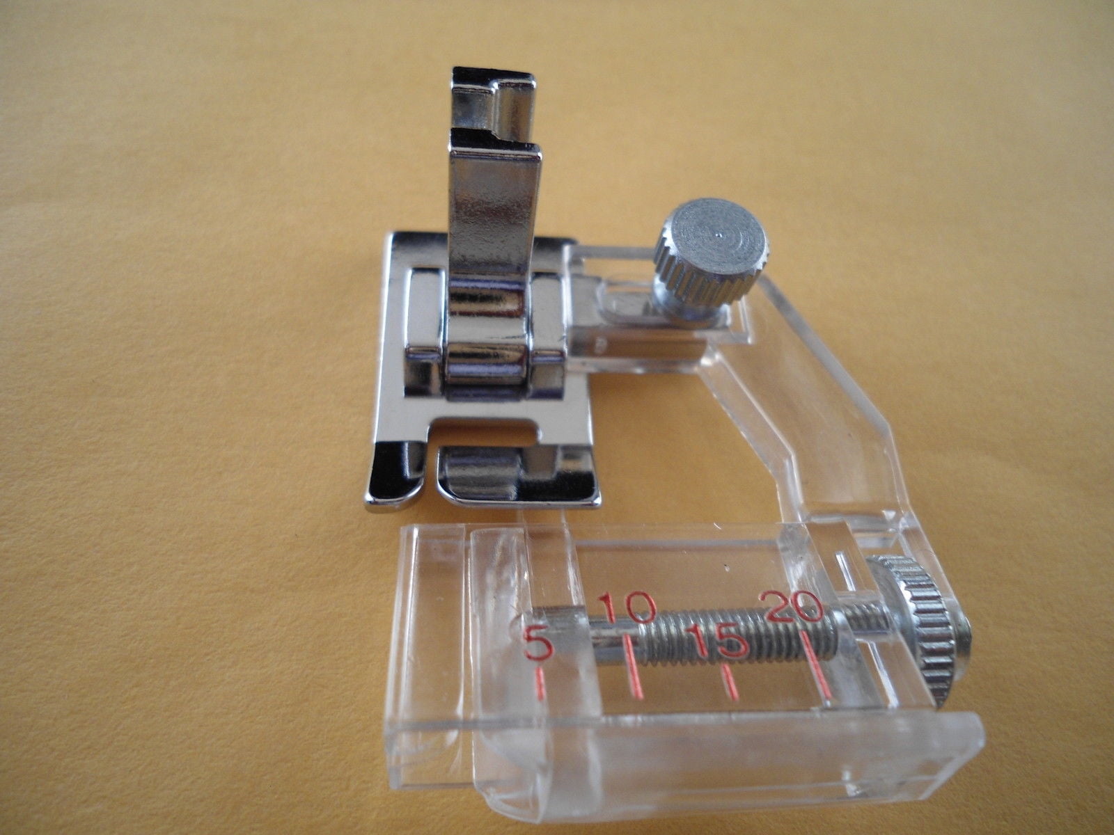 Low Shank Adjustable Bias Tape Binder Foot Brother, Babylock, Singer