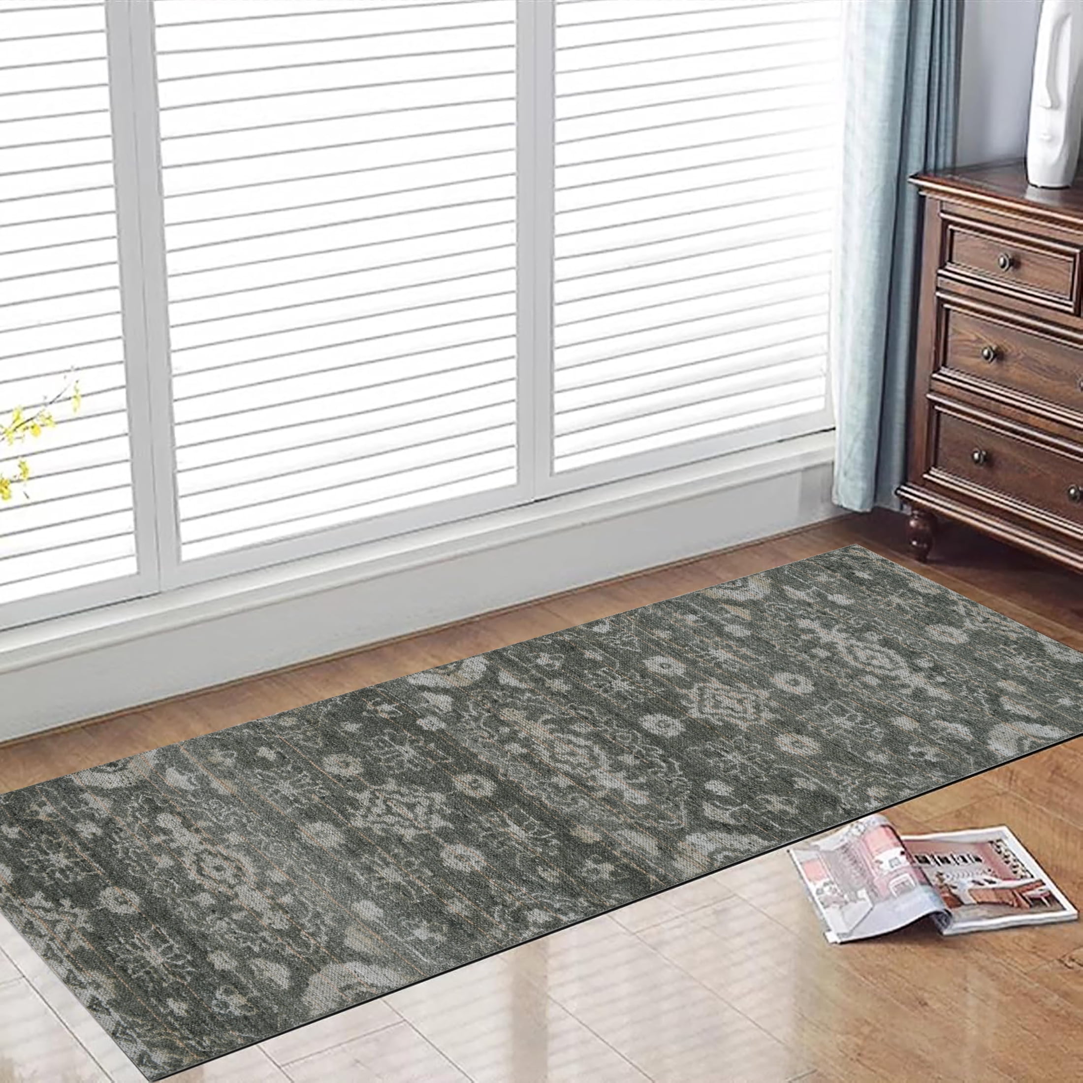Better Homes & Gardens 2.5' x 8' Arty Medallion Runner, Green