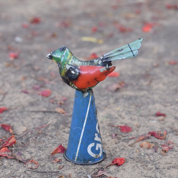 De Kulture Travaille la Figurine de Chapeau Décoratif de Bouteille d'Oiseau de Fer, les Bouteilles de Vin et de Boisson Couvrent