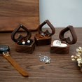 thumbnail image 2 of BröllopLoveRingBoxValnötParRingFörvaringFörpackningPresentkartongHjärtformadträlådaÖrhängenÖrhängenSmyckeskrinBlack, 2 of 5